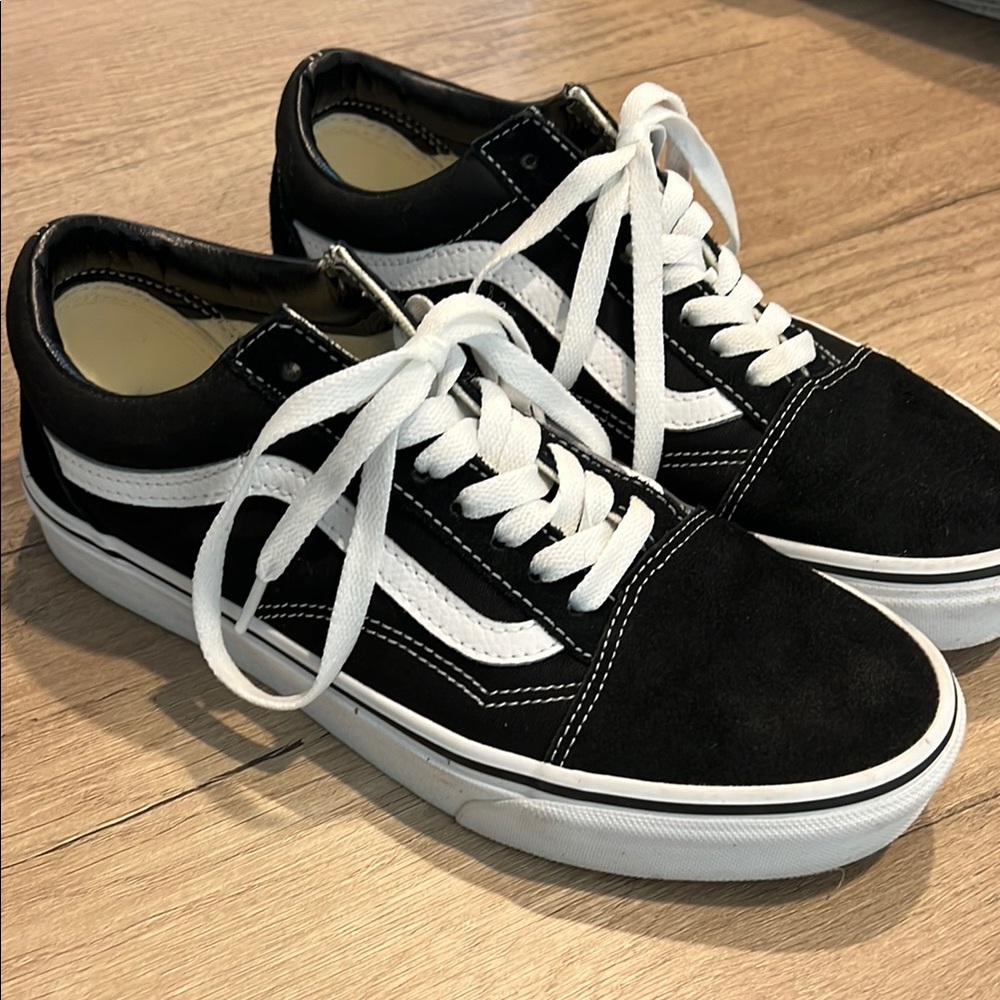 Vans Black and White Women's Sneakers- worn twice